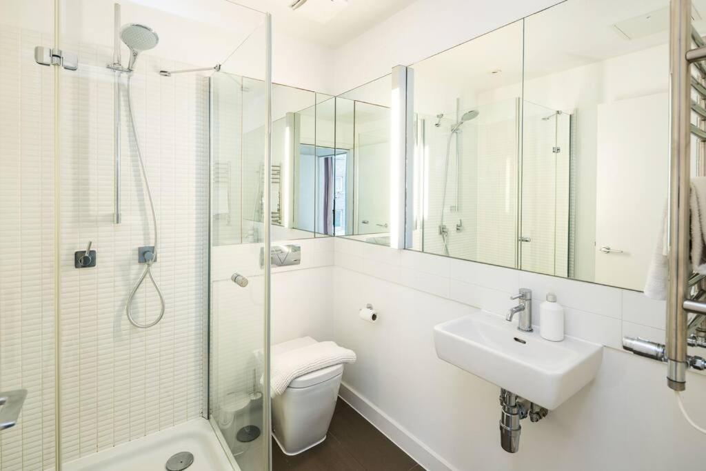 דירות לונדון Chic And Spacious Flat Near Bond Street מראה חיצוני תמונה